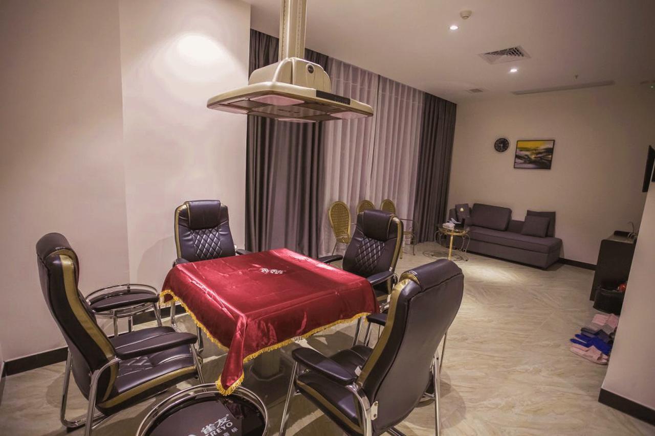 Brandi Hotel Foshan Eksteriør bilde